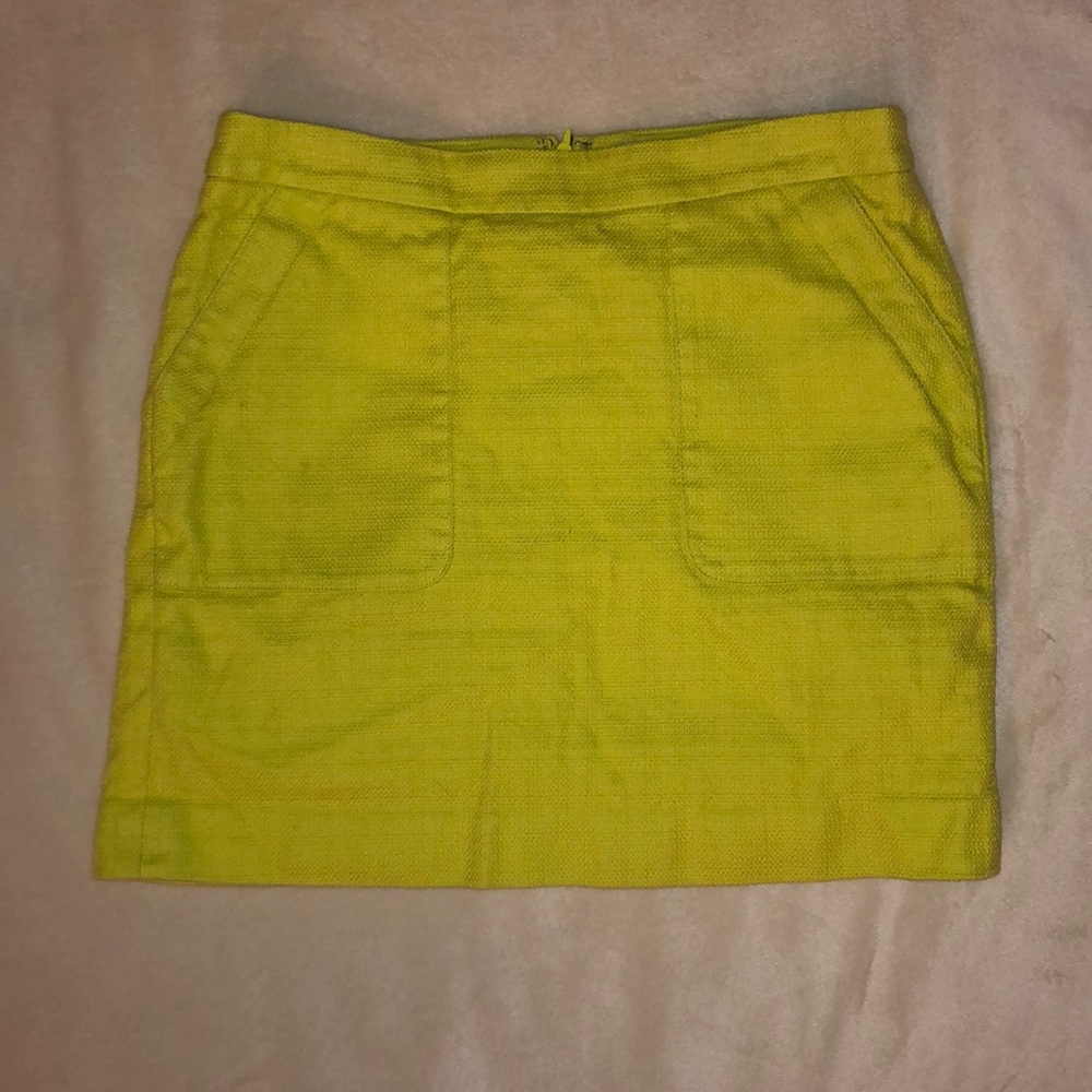Loft brand High waisted skirt with pockets